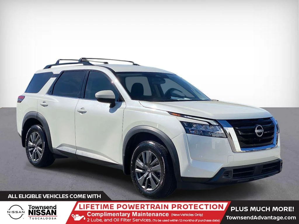 2022 Nissan Pathfinder SV 2WD's photo