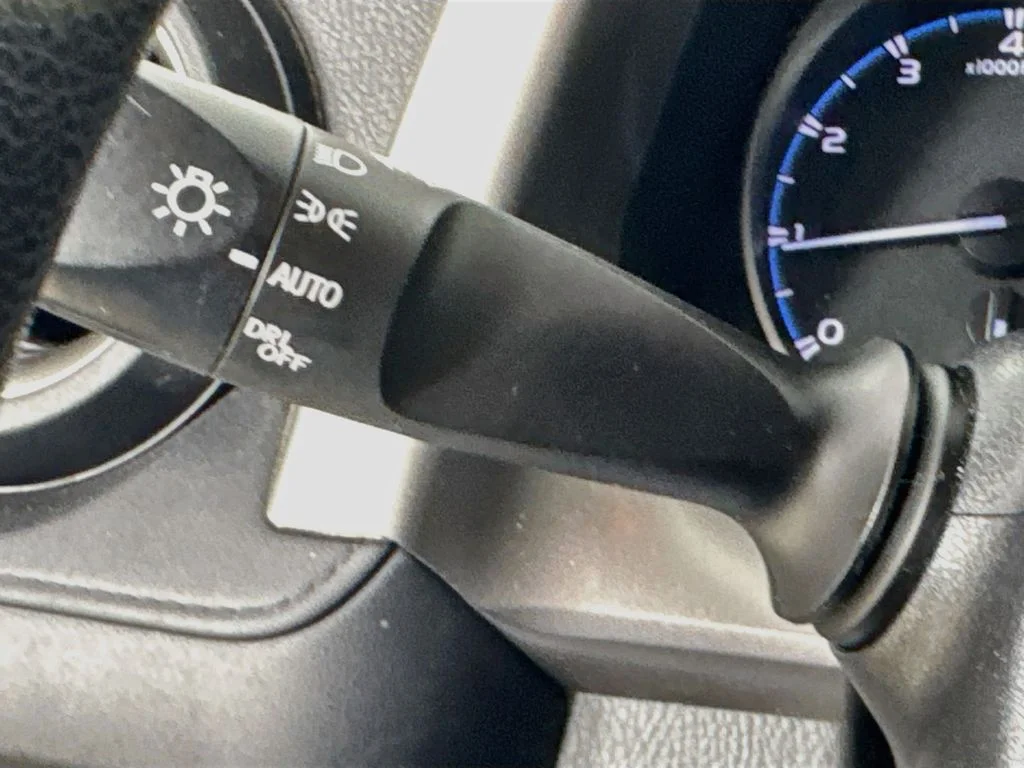 Used 2018 Magnetic Gray Metallic Toyota LE image 13