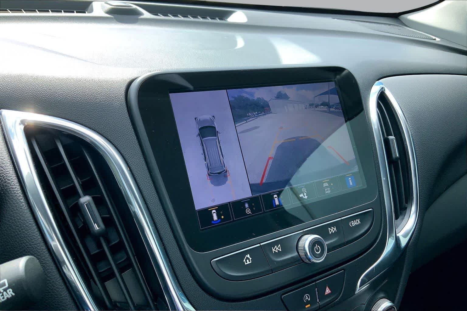 Used 2022 Iron Gray Metallic Chevrolet LT image 27