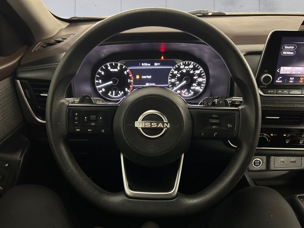 Used 2023 Blue Nissan S image 9