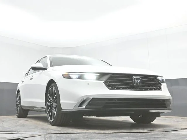 New 2026 Platinum White Pearl Honda Touring Hybrid image 45