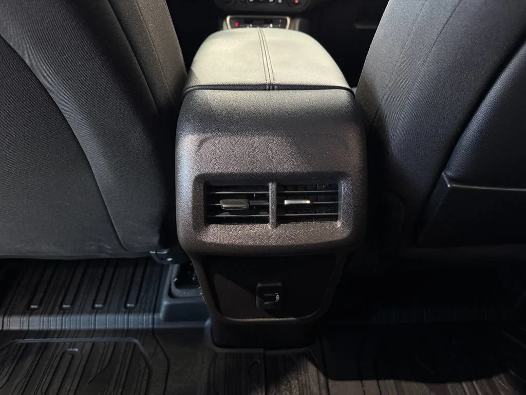 2023 GMC Terrain SLE - Photo 27