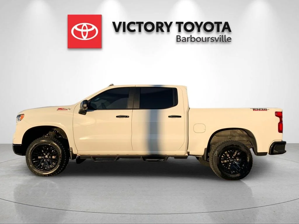Used 2025 White Chevrolet LT Trail Boss image 2