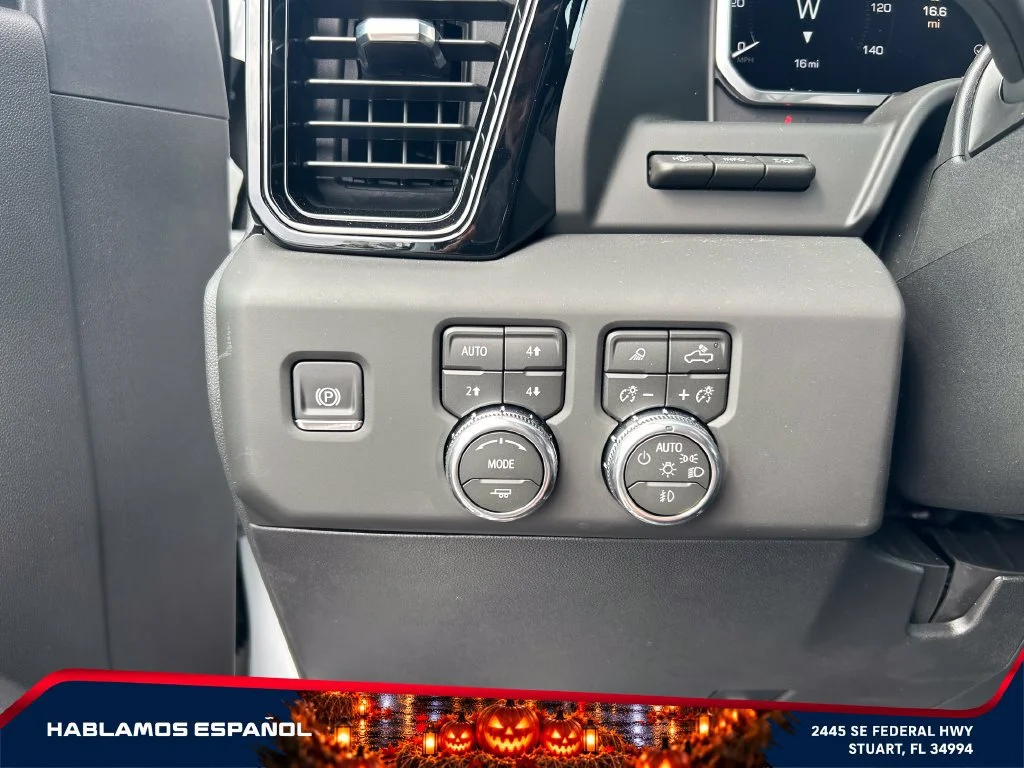 New 2026 Summit White GMC AT4 image 24