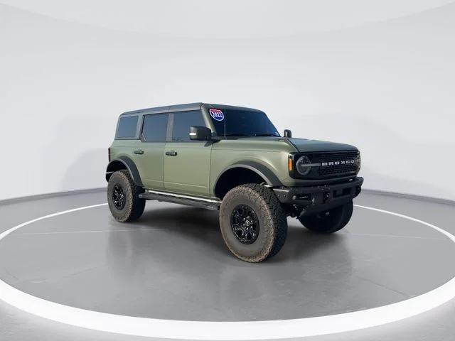 Used 2022 Silver Ford Wildtrak image 1