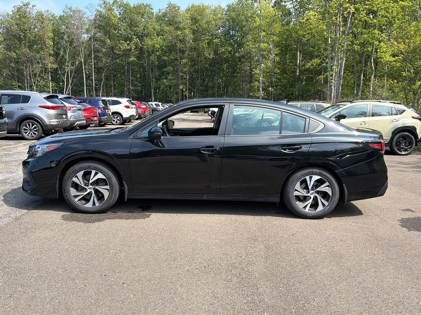 Used 2024 Crystal Black Silica Subaru Premium image 10