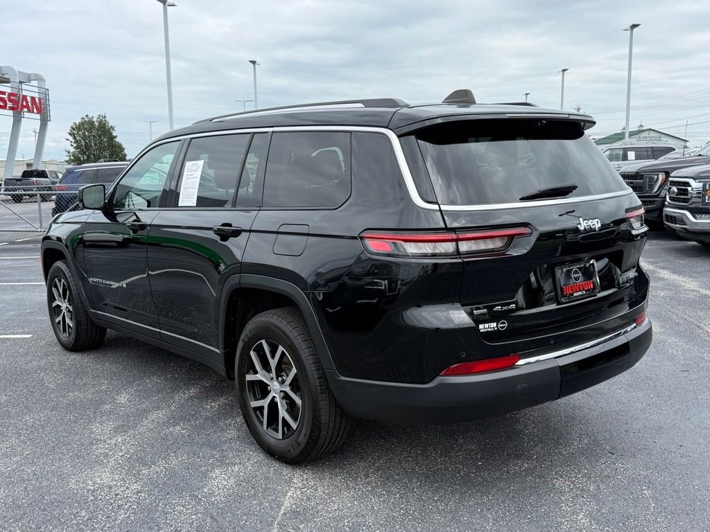 Used 2023 Black Jeep Limited image 43