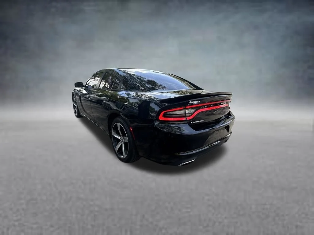 Used 2017 Black Dodge SE image 5