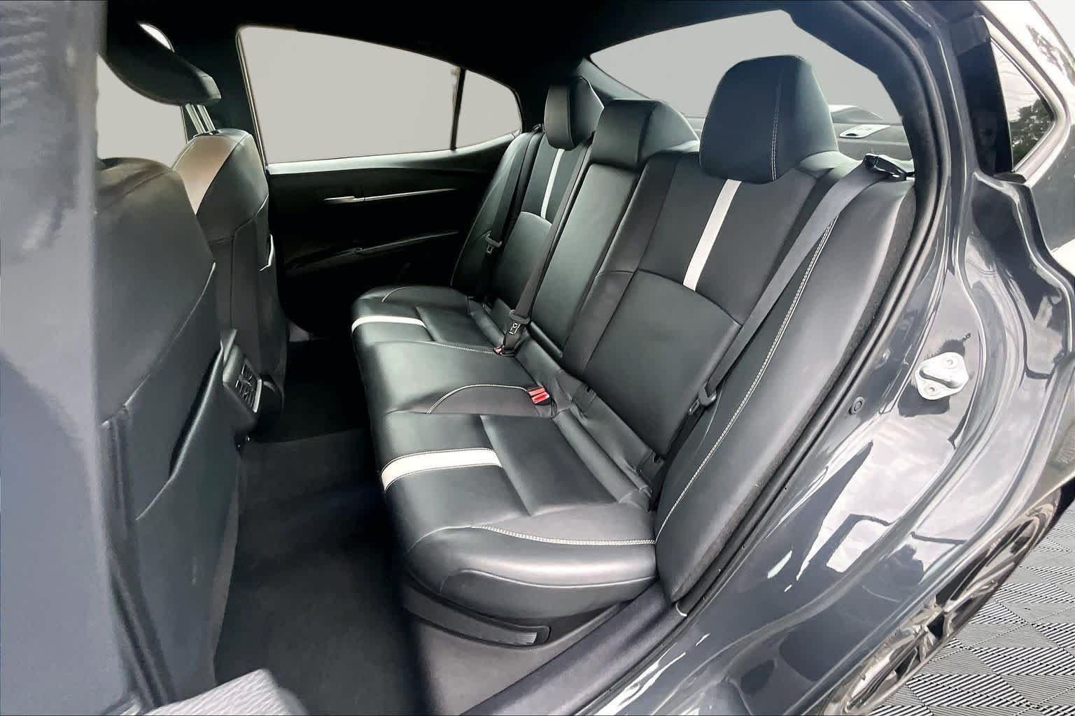 Used 2025 Underground Toyota SE image 21