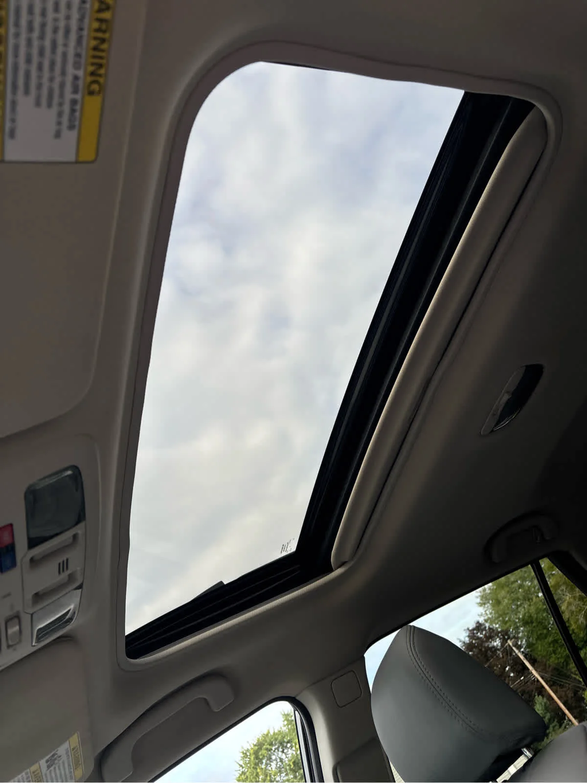Used 2018 Magnetite Gray Metallic Subaru Limited image 13
