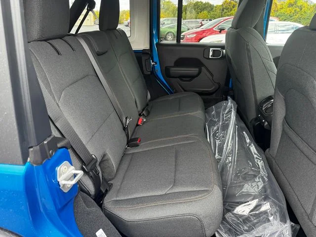 New 2026 Hydro Blue Pearl-Coat Exterior Paint Jeep Sport image 15