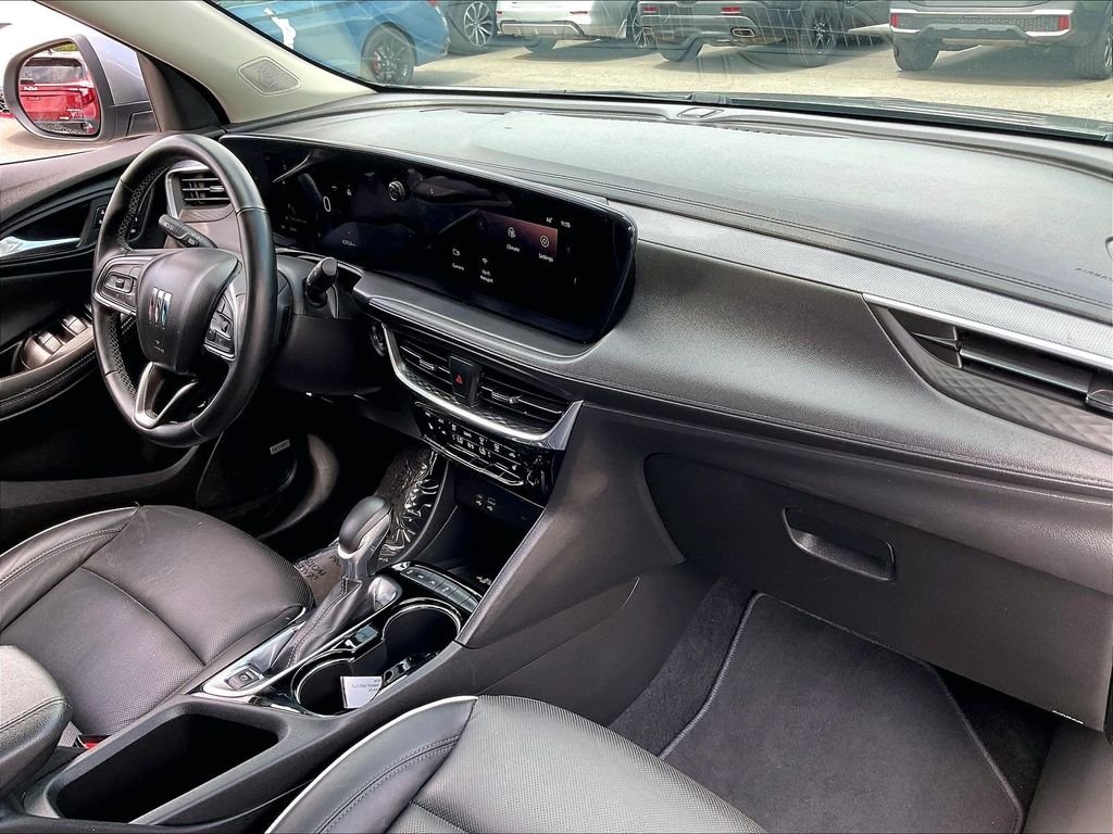 Used 2024 Silver Buick Avenir image 13