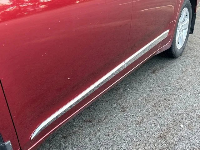 Used 2015 Red Toyota LE image 16