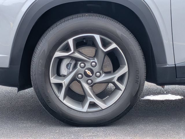 Used 2024 Sterling Gray Metallic Chevrolet LT image 12