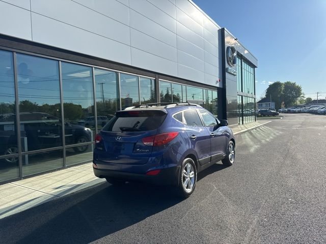 Used 2011 Blue Hyundai GLS image 3