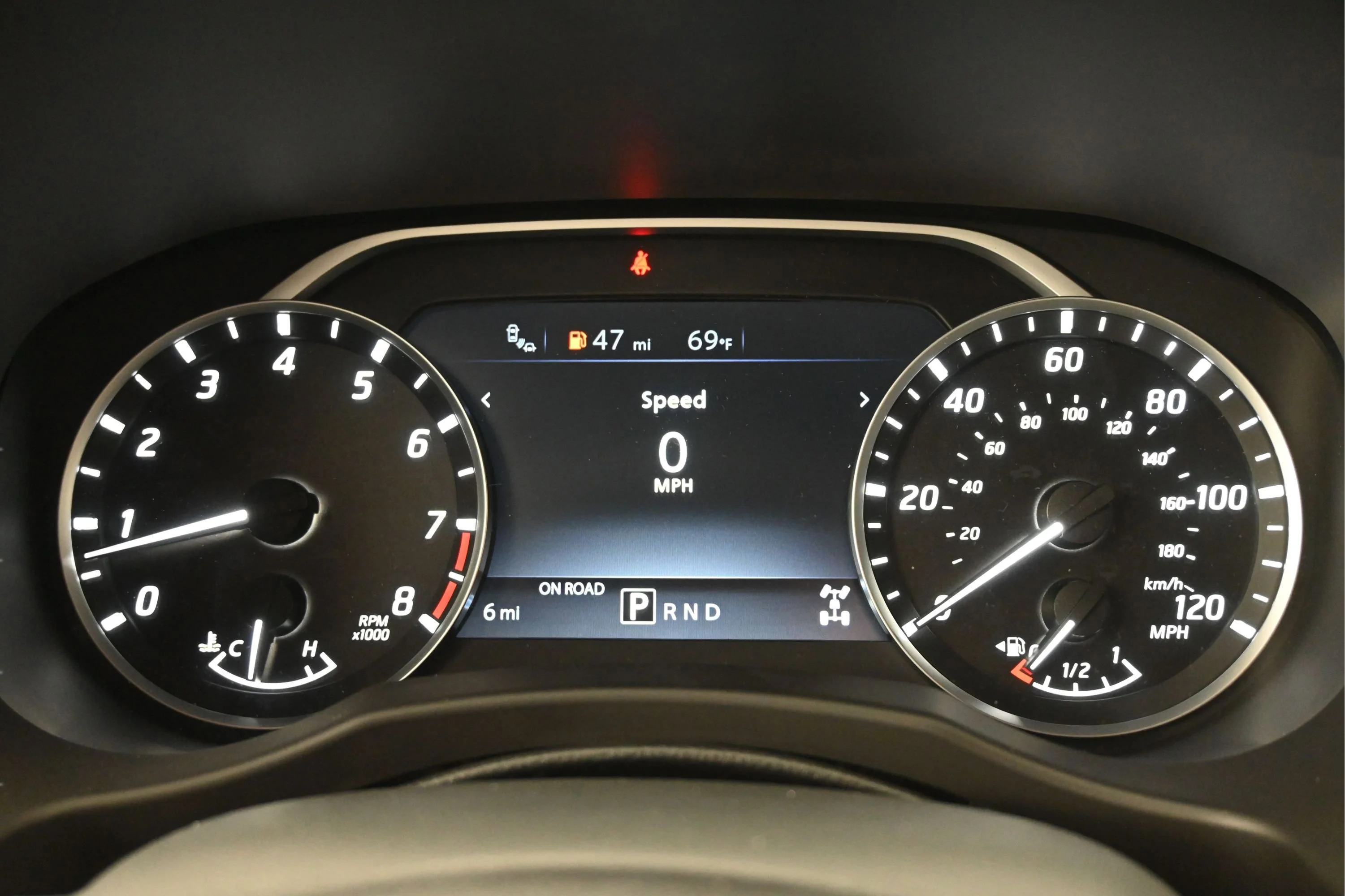 New 2026 Boulder Gray Pearl Nissan Crew Cab SV image 20