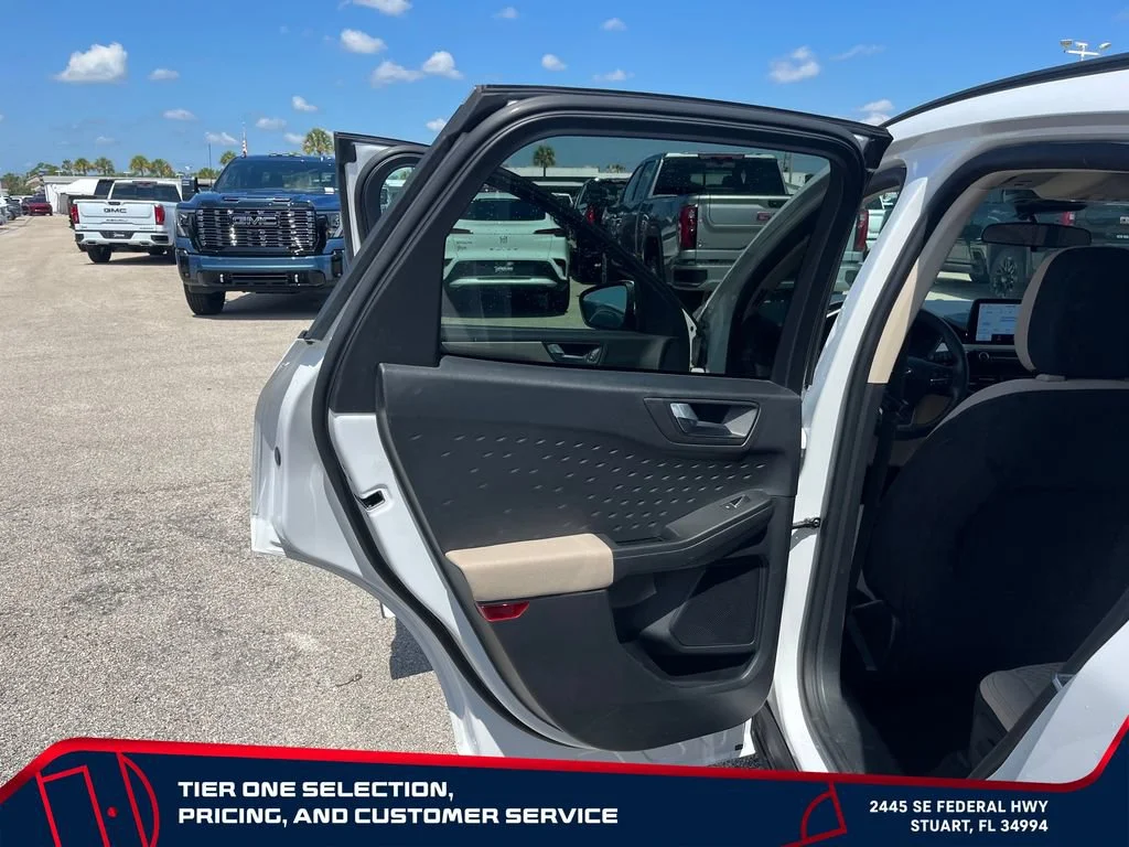 Used 2020 White Ford SE image 27