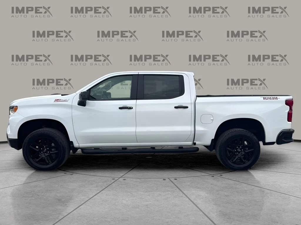 Used 2025 White Chevrolet LT Trail Boss image 2