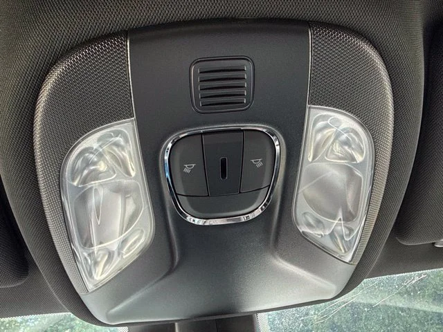 Used 2025 Red Jeep Latitude image 36