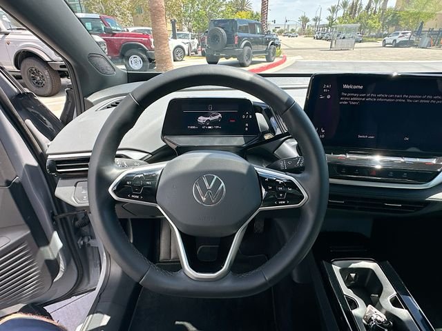 Used 2022  Volkswagen Pro S image 11