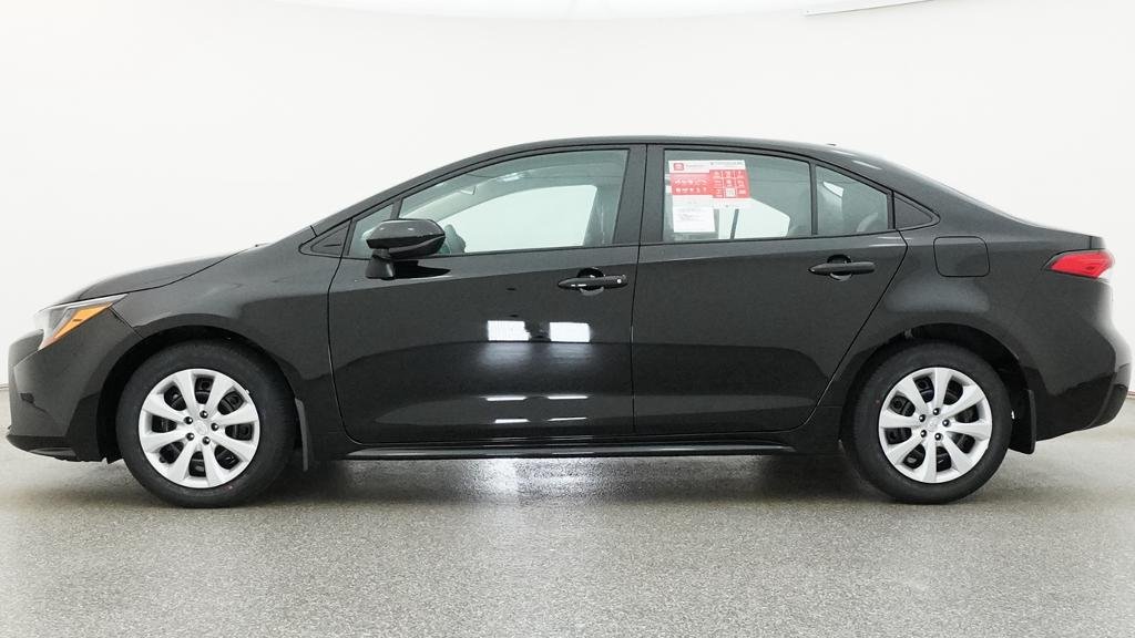 New 2026 Midnight Black Metallic Toyota LE image 2