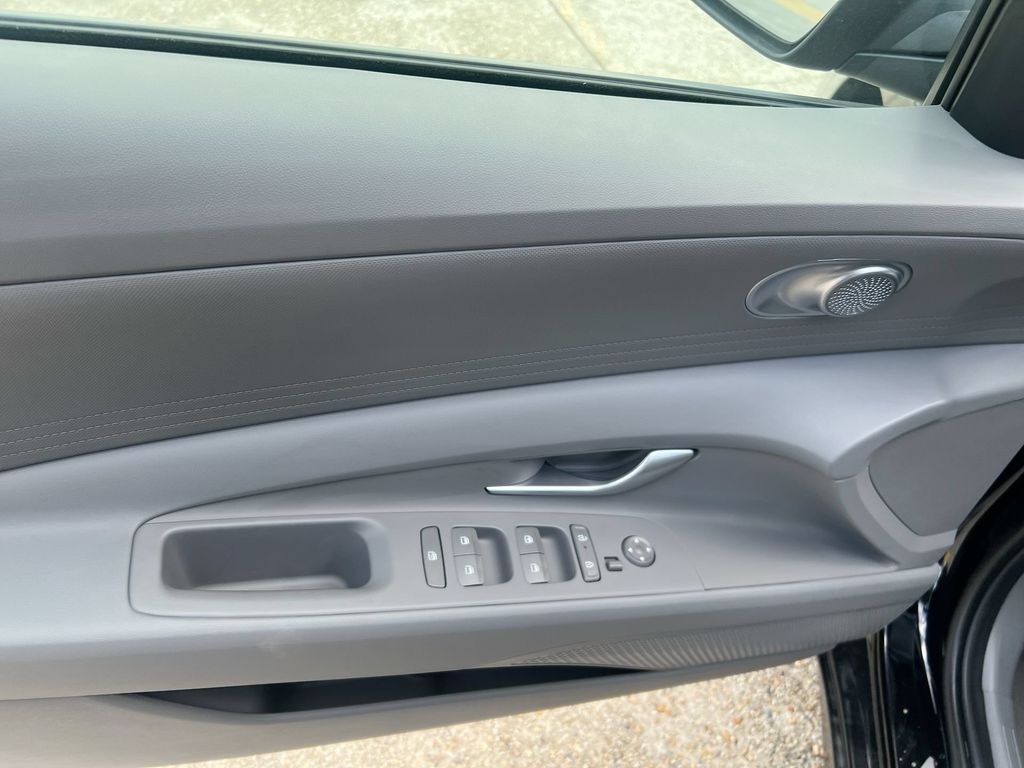 Used 2026 Black Hyundai SE image 14