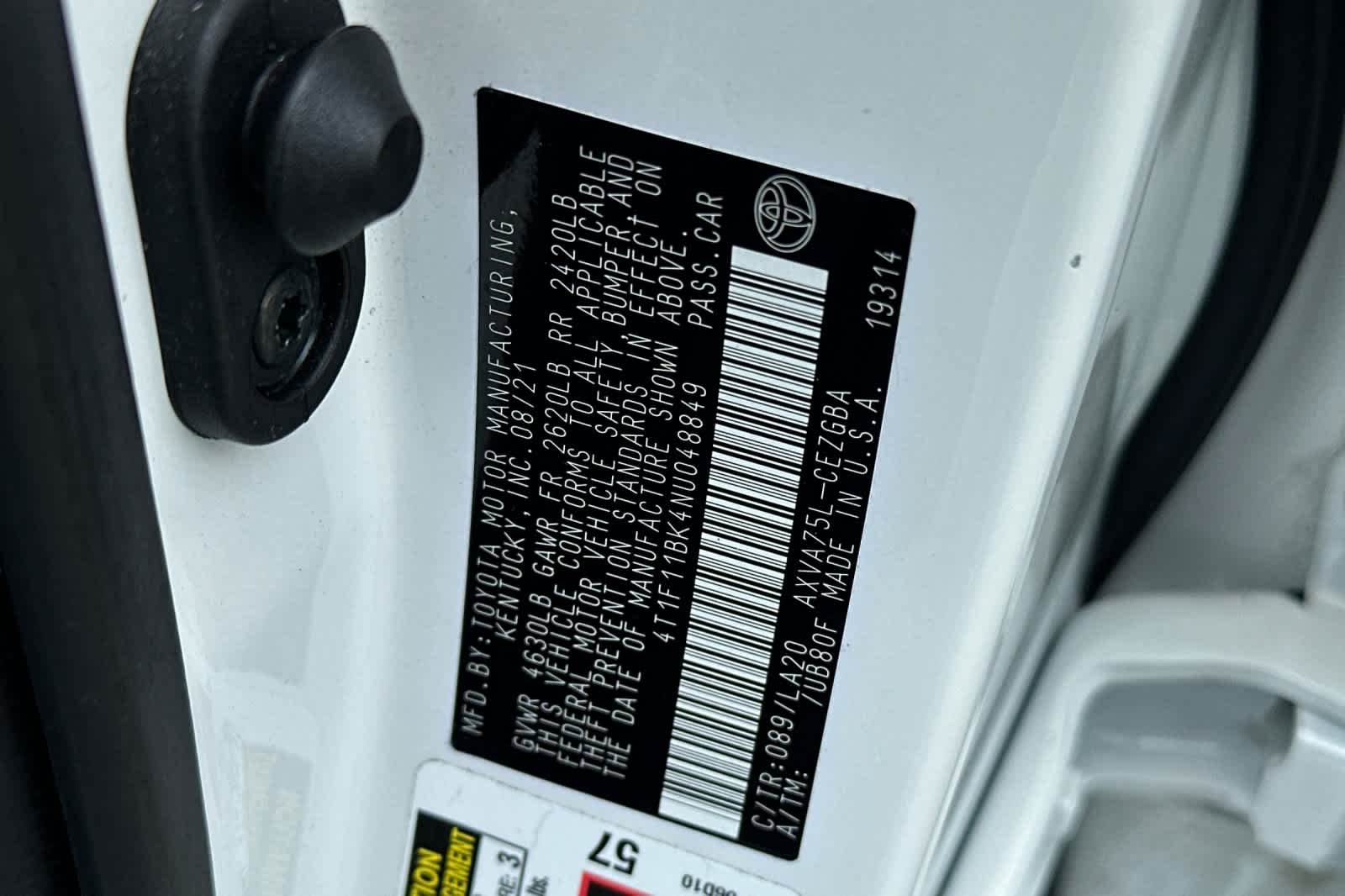 Used 2022 Wind Chill Pearl Toyota XLE image 34