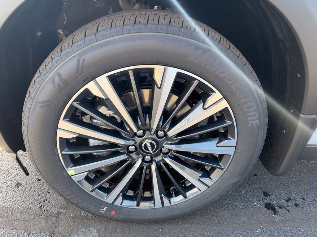New 2026 Gray Nissan Platinum image 10