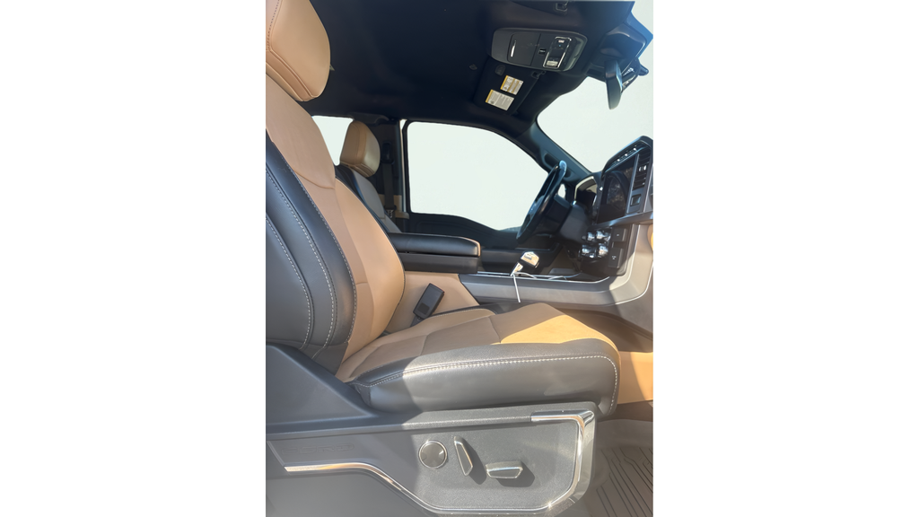 Used 2022 Oxford White Ford Lariat image 15