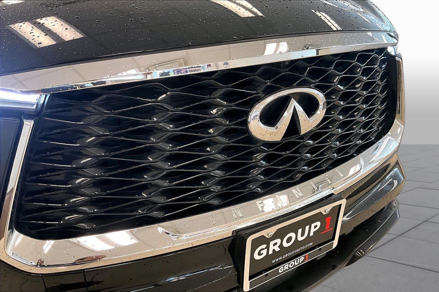 Used 2025 Mineral Black INFINITI LUXE image 27