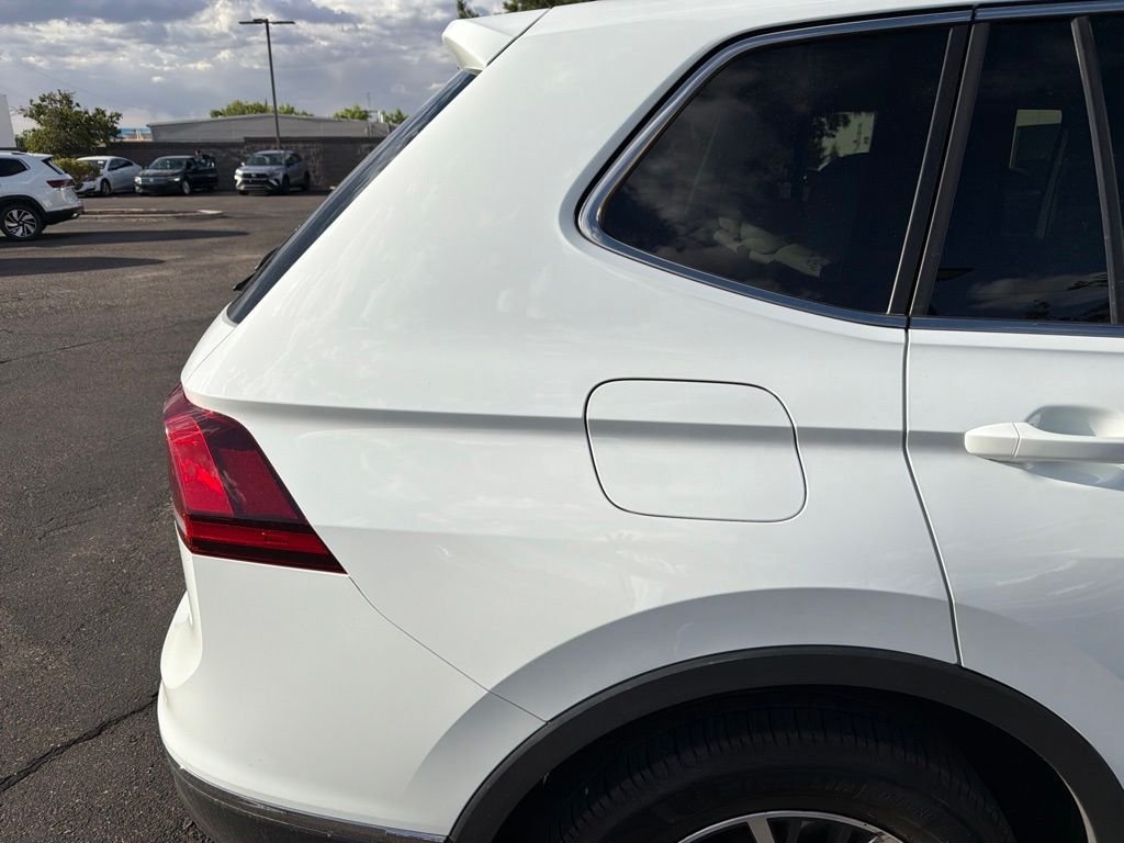 Used 2020 Beige Volkswagen 2.0T SE image 7