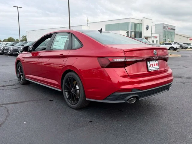 New 2027 Kings Red W/Deep Black Roof Volkswagen 2.0T Autobahn image 5