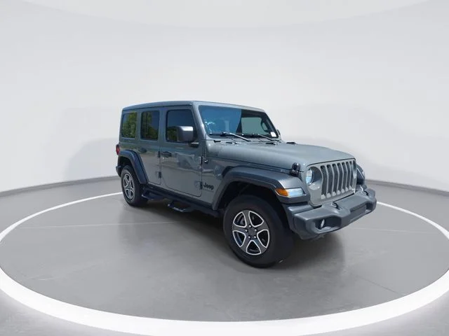 Used 2023 Gray Jeep Sport S image 2