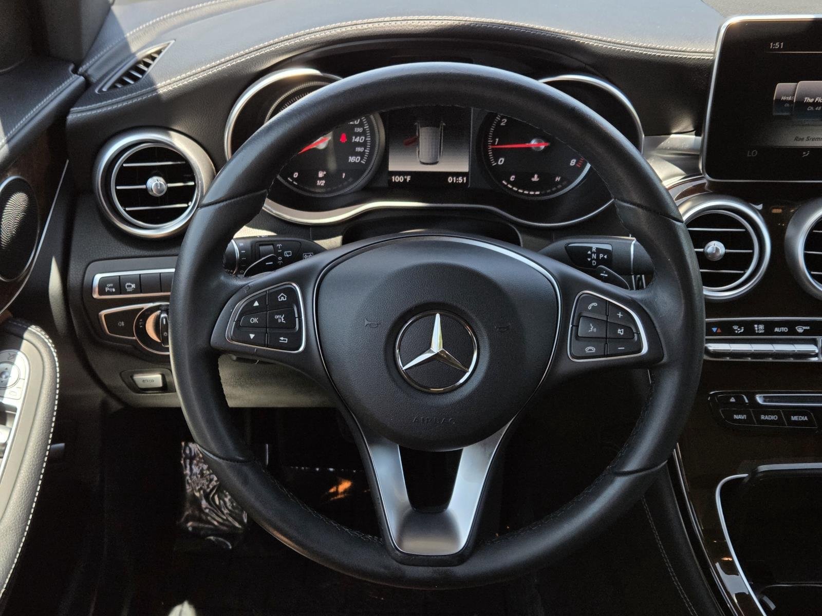 Used 2018 designo Diamond White Metallic Mercedes-Benz GLC 300 image 18