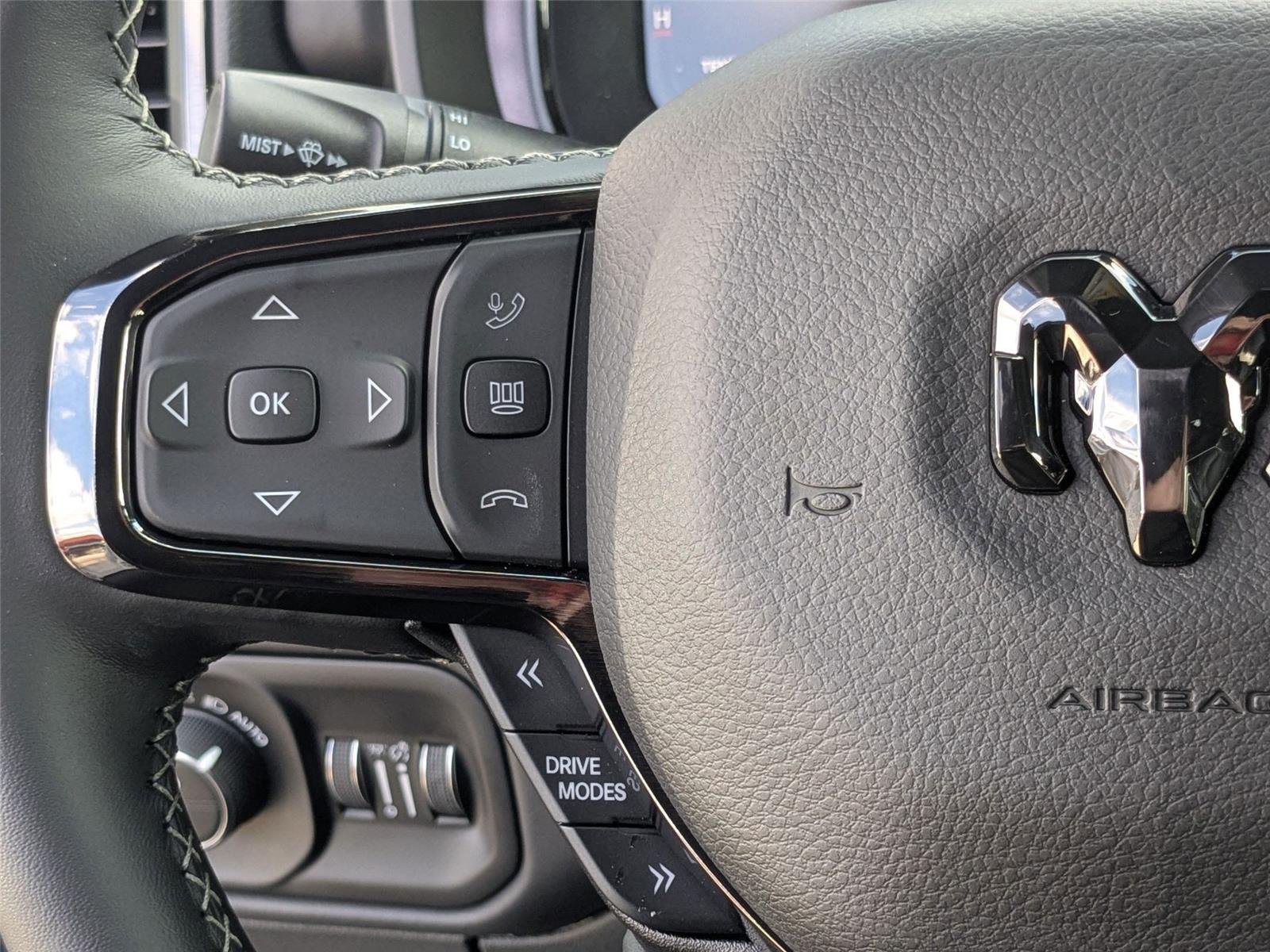 2026 RAM 1500 Limited - Photo 13