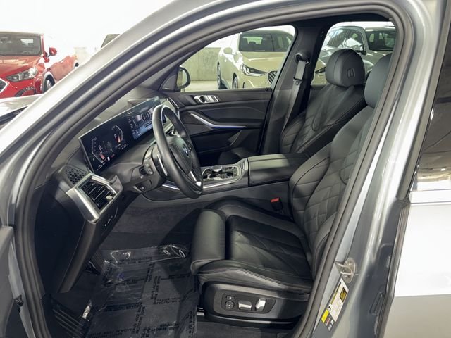 Certified Used 2025 Skyscraper Grey Metallic BMW xDrive50e image 19