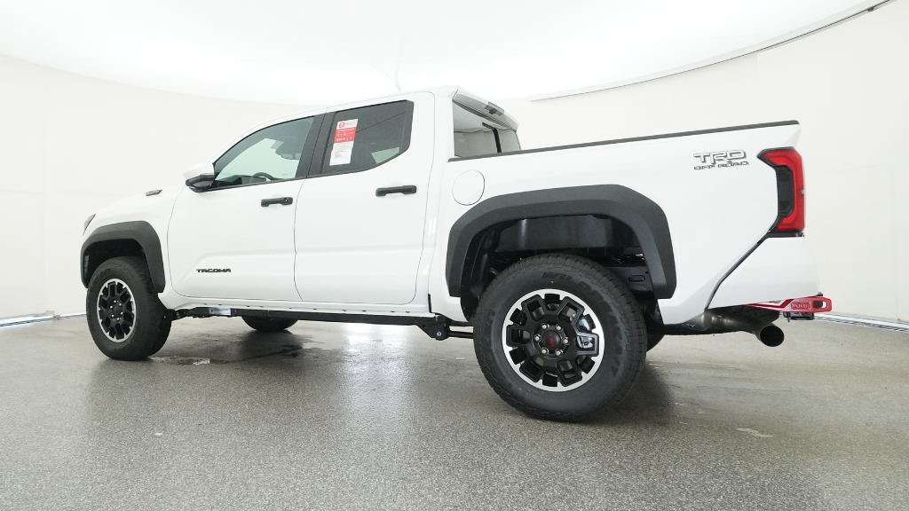 Used 2025 White Toyota  image 12