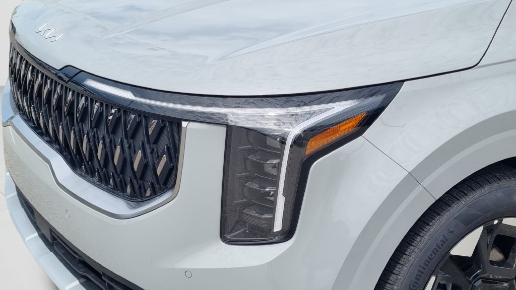 New 2027 Ceramic Silver Kia EX image 26