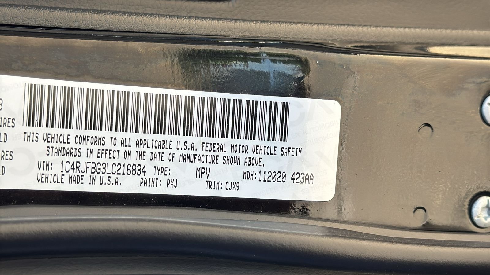 Used 2020 Black Jeep Limited image 30