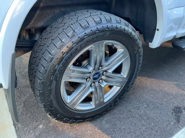 Used 2019 Oxford White Ford XLT image 11