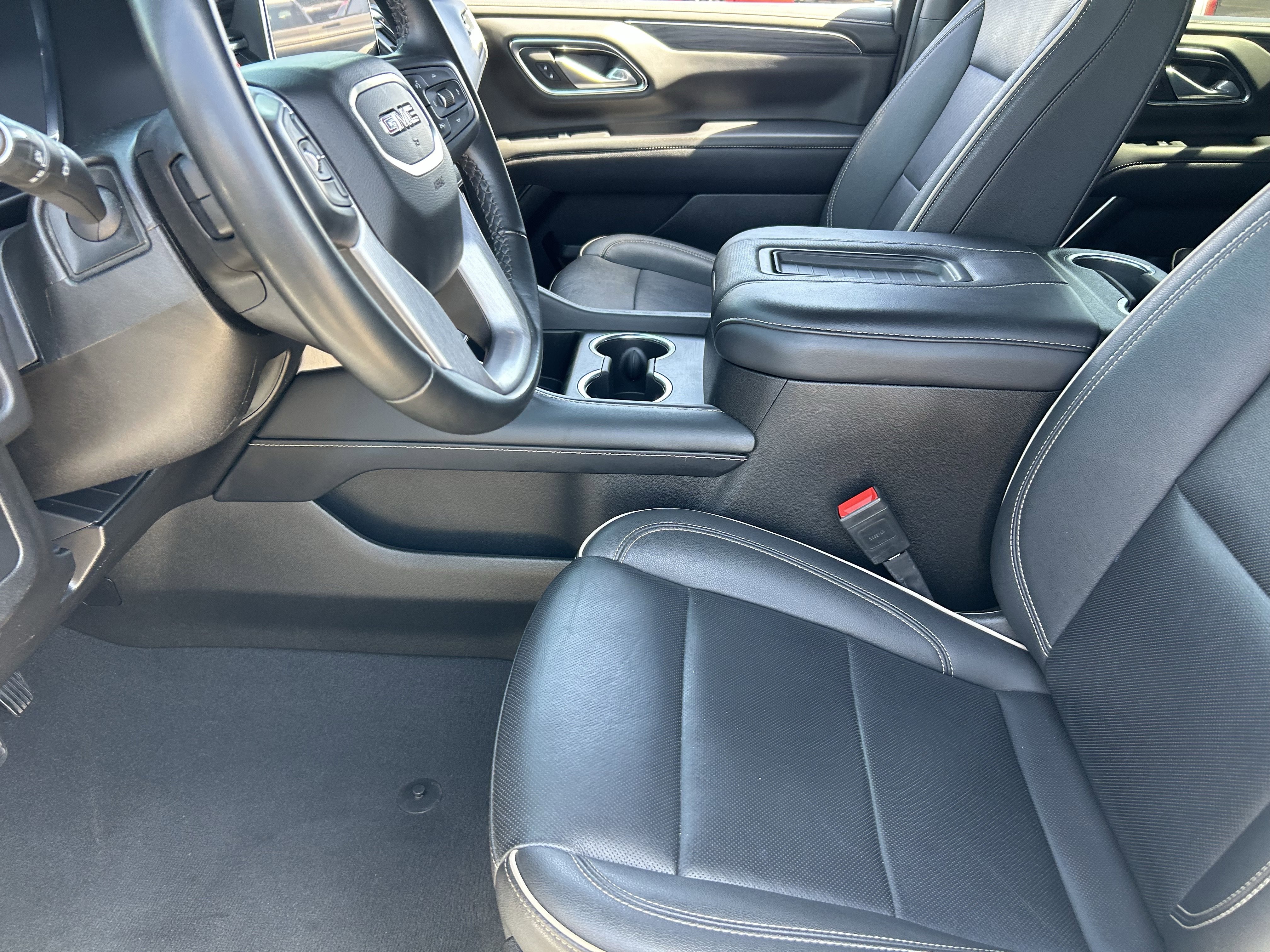 2024 GMC Yukon SLT - Photo 27