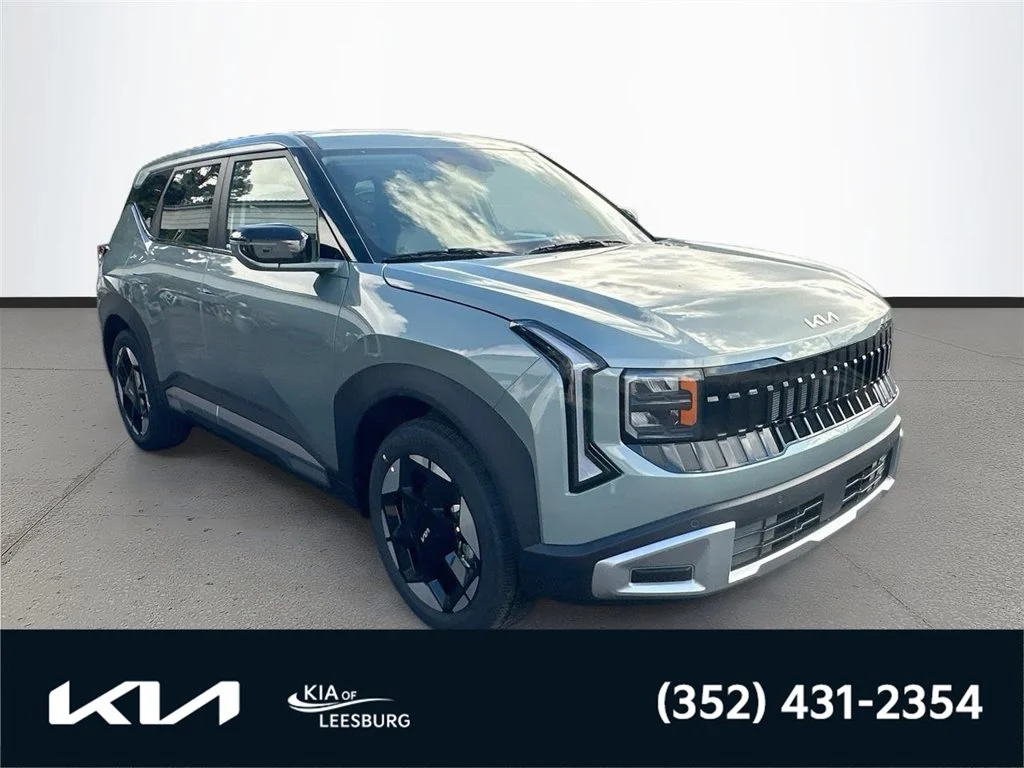 New 2027 Iceberg Green Kia S image 1
