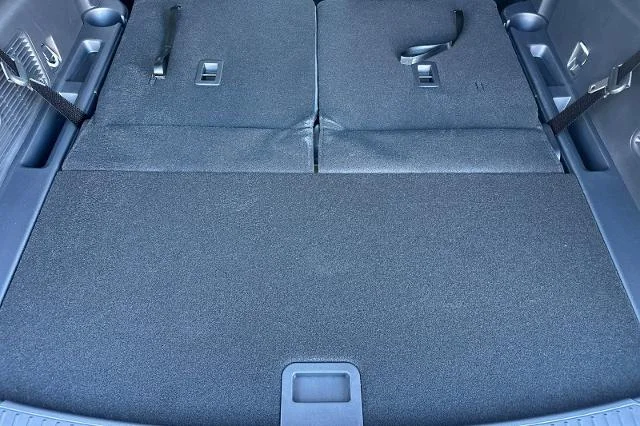New 2026 Carbonized Gray Metallic Ford Active image 38