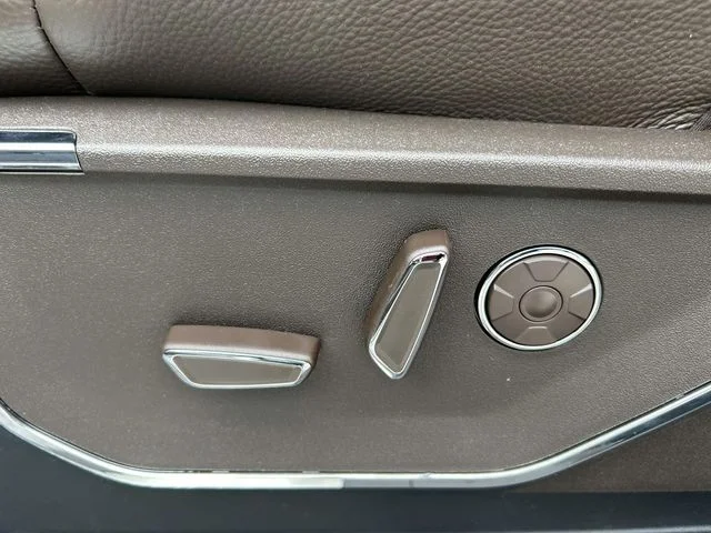 New 2026 Star White Metallic Tri-Coat Ford King Ranch® image 18