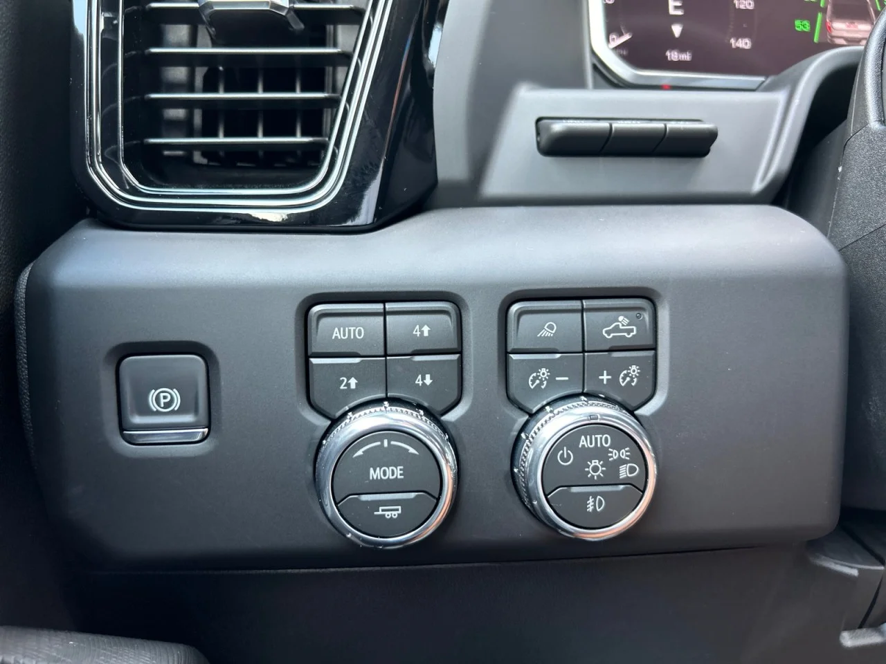 New 2026 Sterling Metallic GMC AT4X image 17