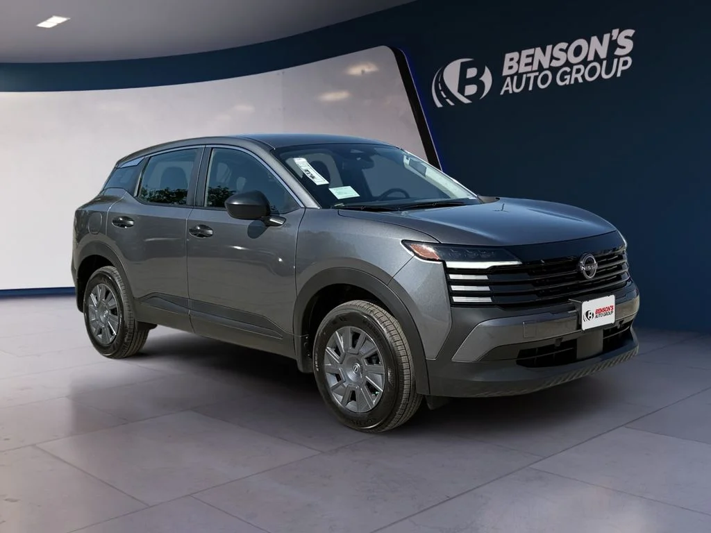 New 2027 Gray Nissan S image 7