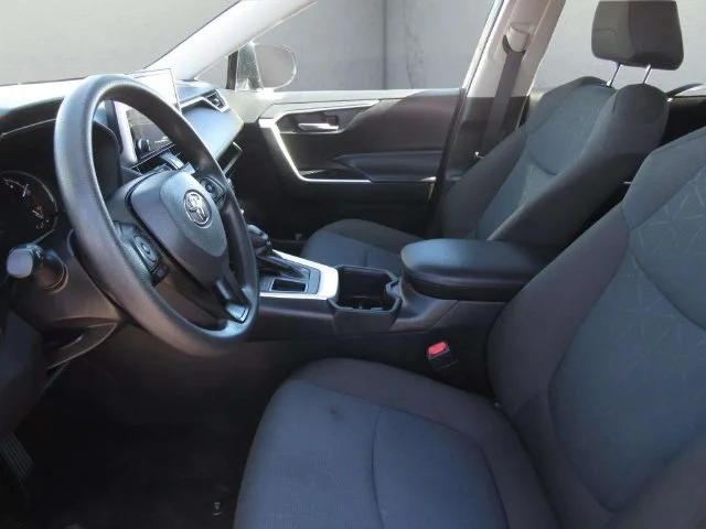 Used 2025 Midnight Black Metallic Toyota XLE image 14