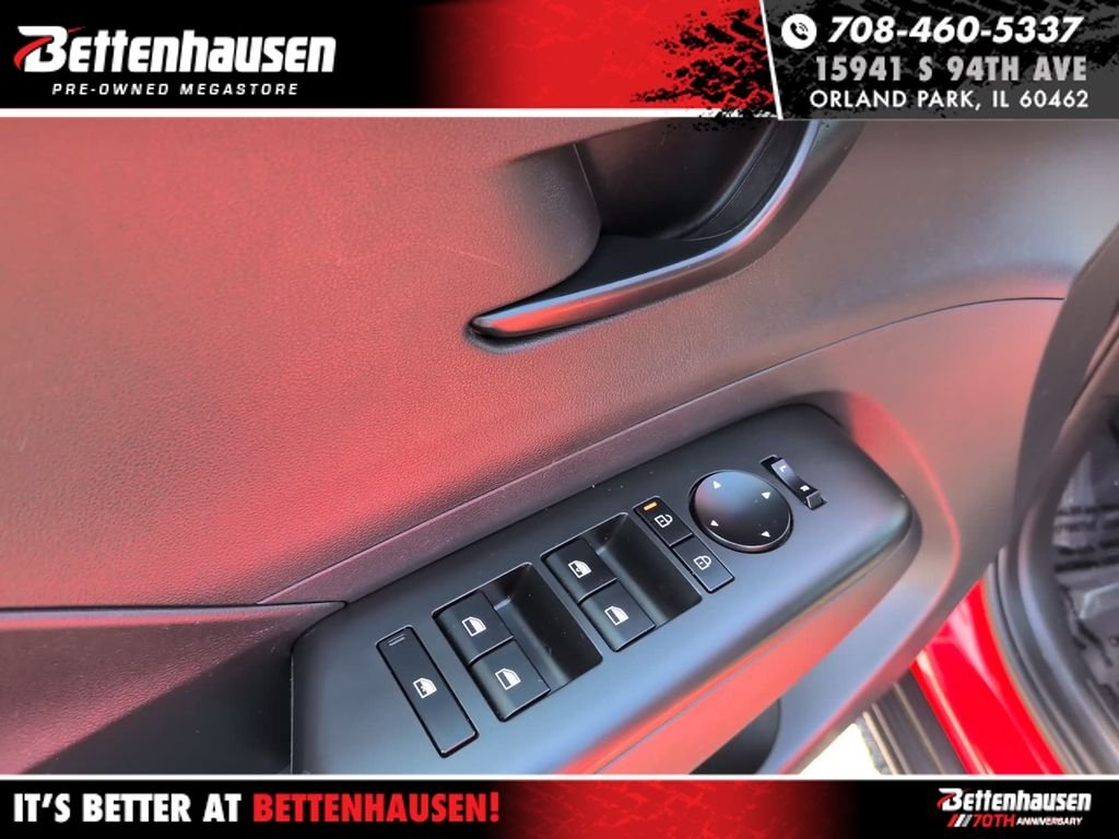 2025 Hyundai Kona SEL - Photo 15