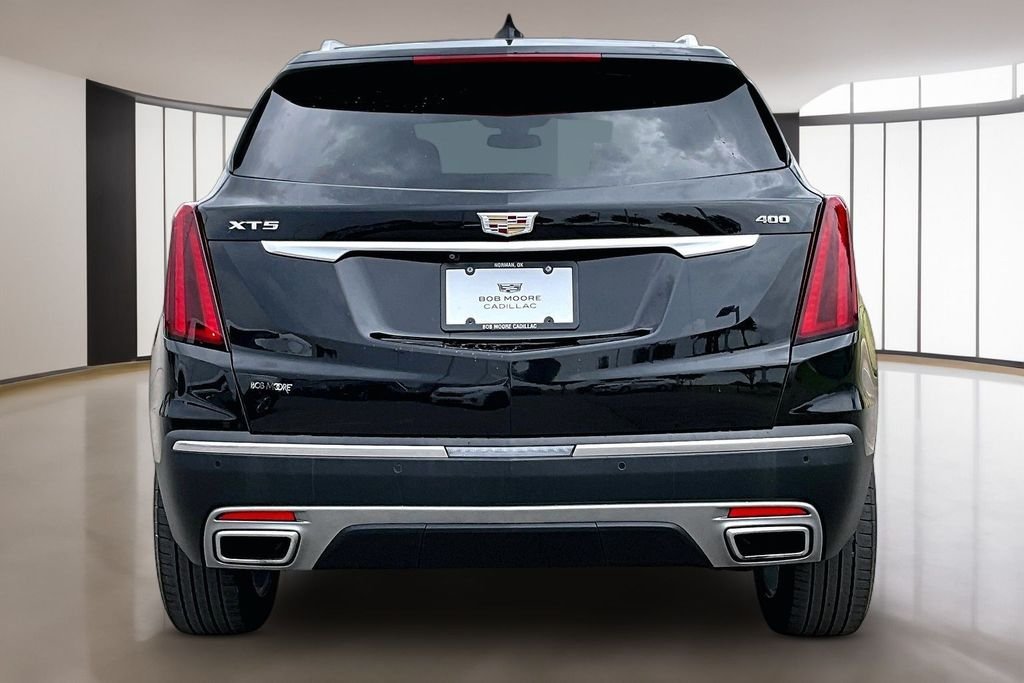 Used 2025 Black Cadillac Premium Luxury image 4
