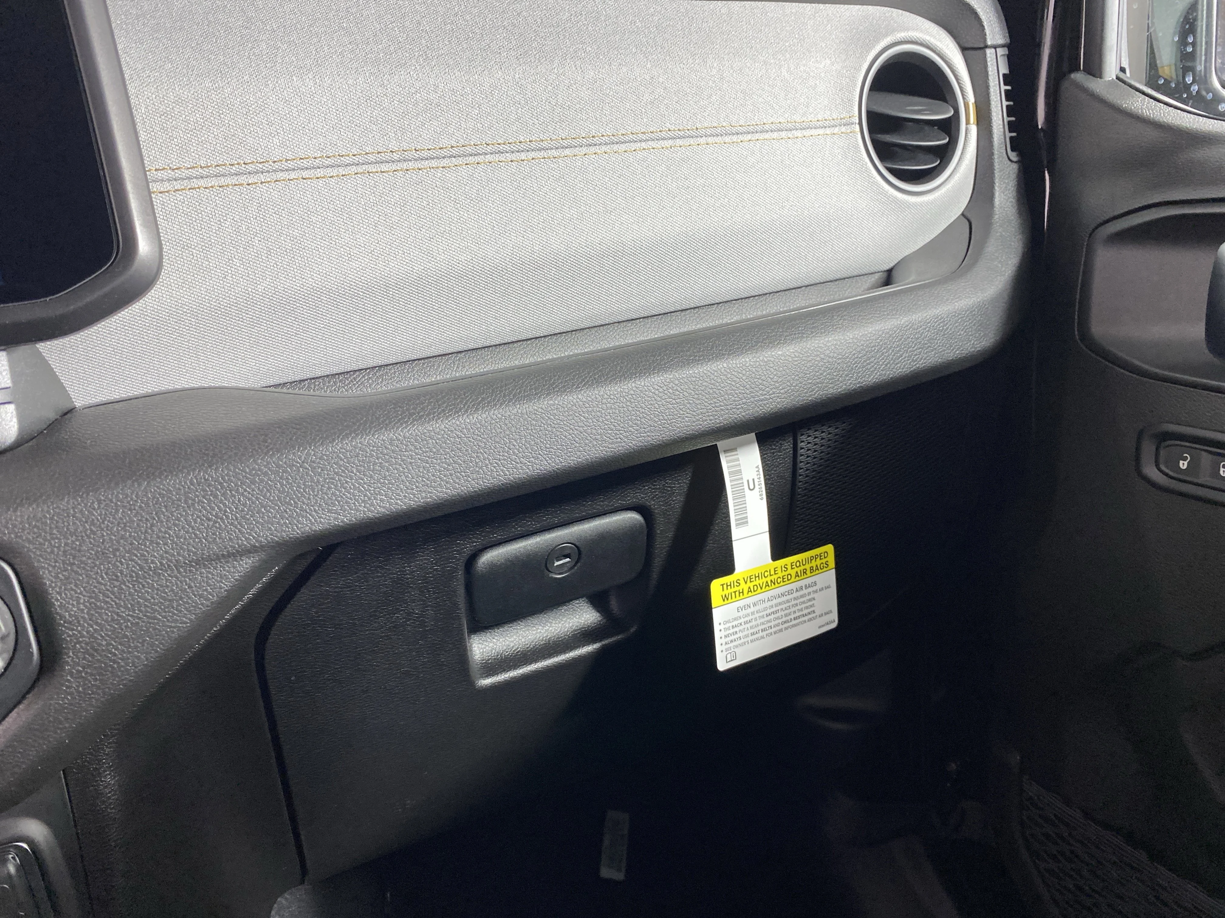 2026 Jeep Wrangler 2-Door Sport - Photo 27